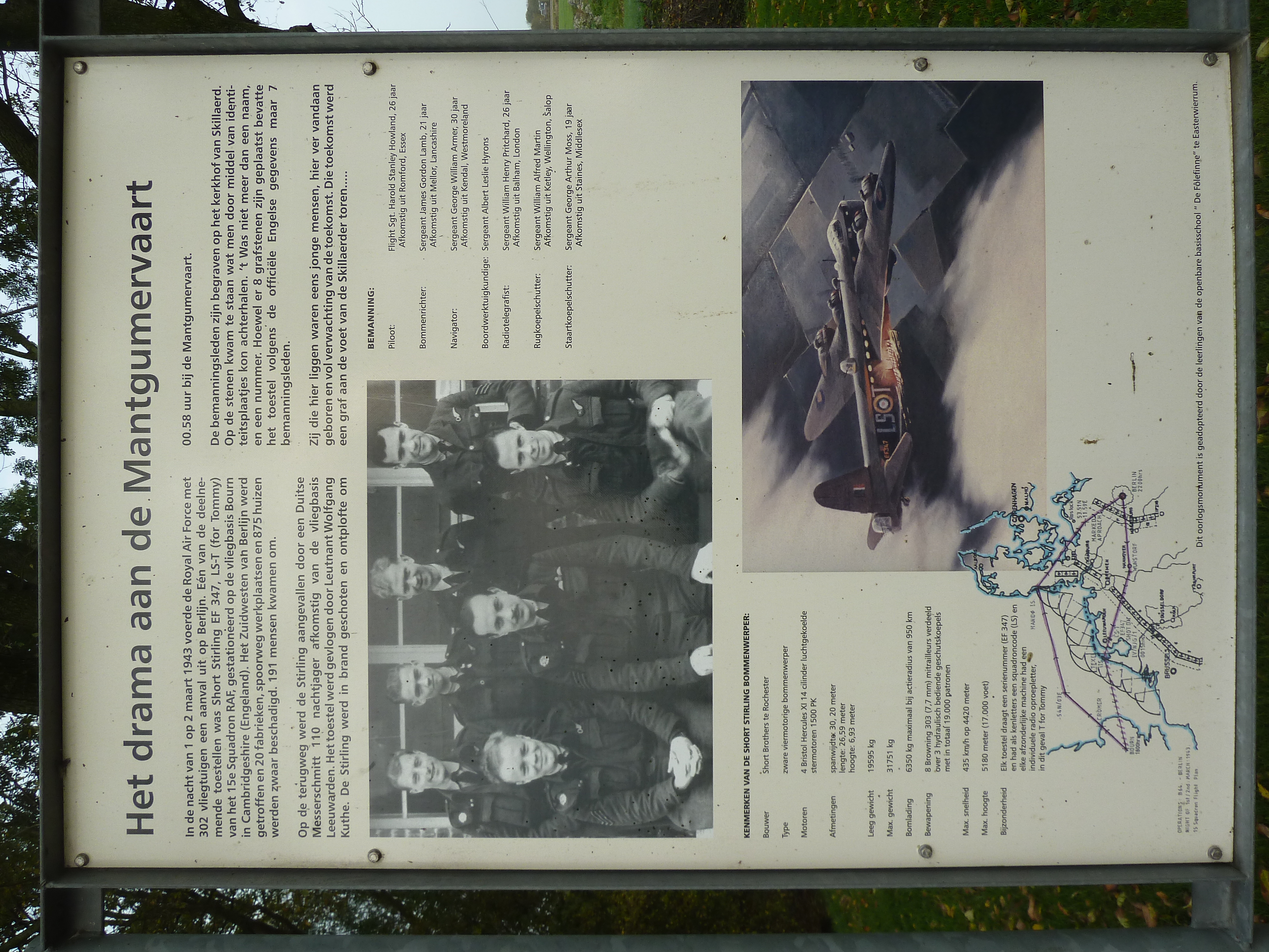 Information board at the crash site near Mantgum, telling 'Het drama aan de Mantgumervaart' — the drama on the Mantgumervaart canal.
